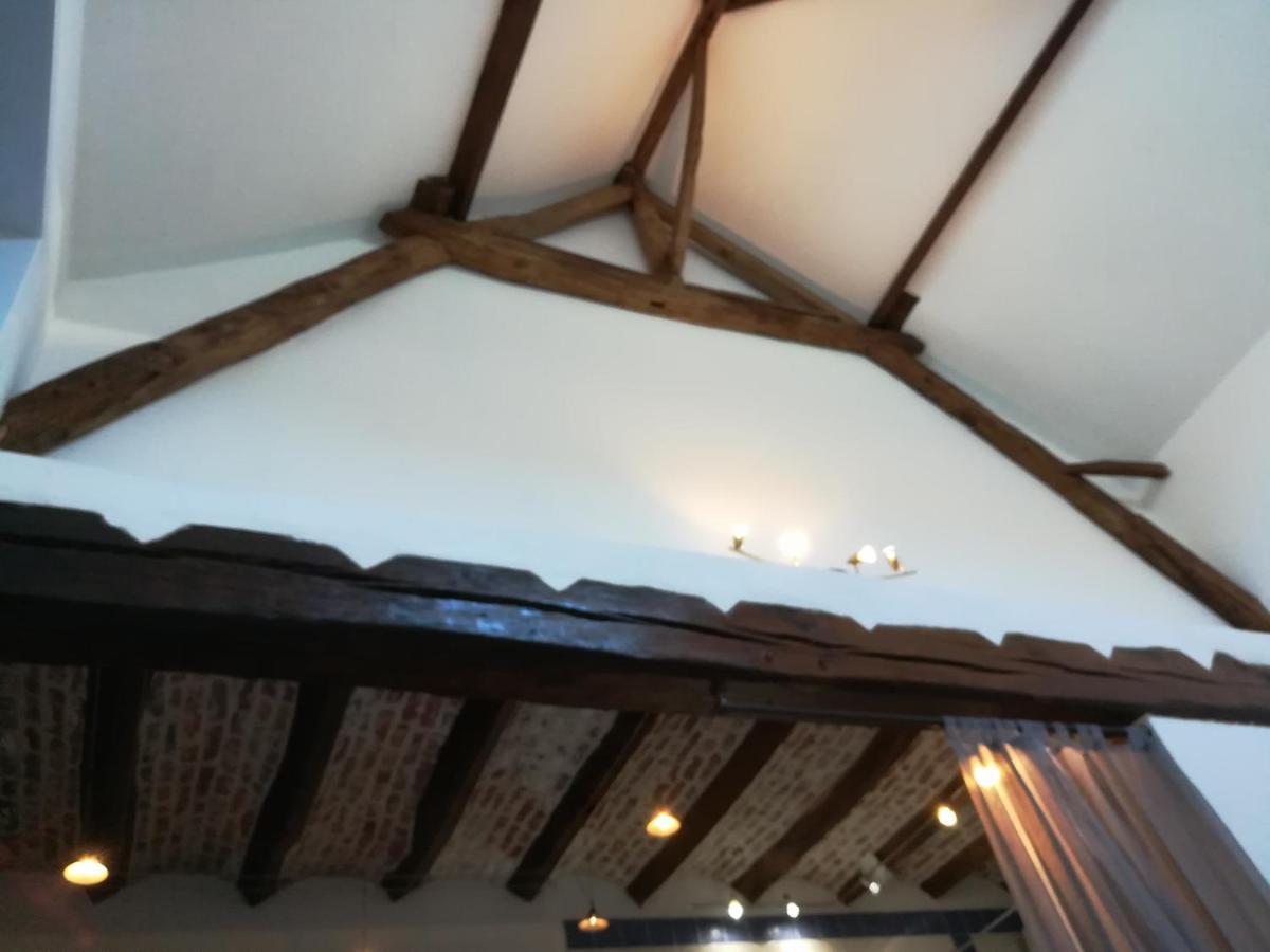 Chambres A Part Crespin  ภายนอก รูปภาพ